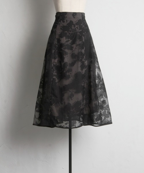 【セール】バックレースアップオパールフラワープリントフレアスカート(スカート)|tocco closet(トッコ クローゼット) 【セール】バックレースアップオパールフラワープリントフレアスカート(スカート)|tocco closet(トッコ クローゼット)