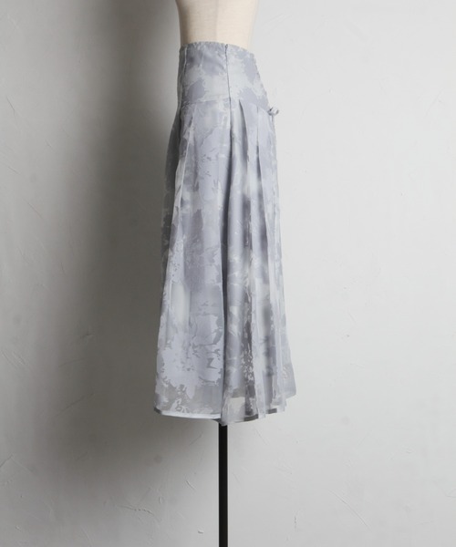 【セール】バックレースアップオパールフラワープリントフレアスカート(スカート)|tocco closet(トッコ クローゼット) 【セール】バックレースアップオパールフラワープリントフレアスカート(スカート)|tocco closet(トッコ クローゼット)