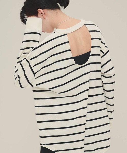 eL（エル）の「【eL】Back Open Big TEE LS/136848（Tシャツ/カットソー・レディース・ブラック系その他/ホワイト系その他/ネイビー系・FREE）」の10枚目の写真