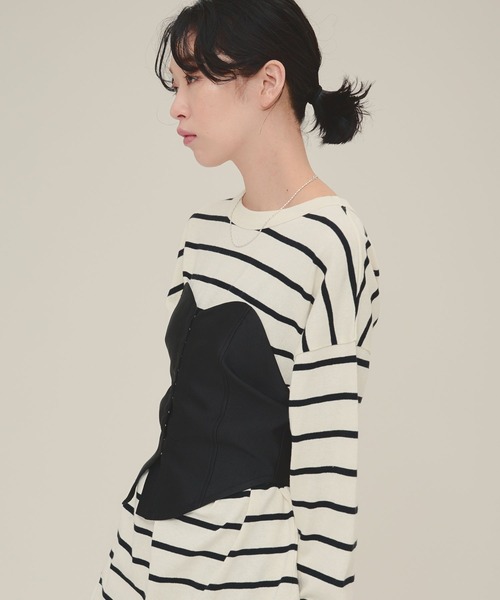 eL（エル）の「【eL】Back Open Big TEE LS/136848（Tシャツ/カットソー・レディース・ブラック系その他/ホワイト系その他/ネイビー系・FREE）」の12枚目の写真