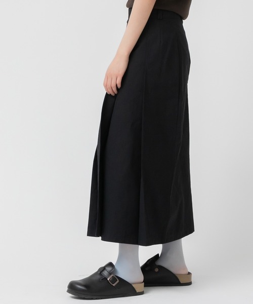 HEILIS（ヘイリス）の「【定番人気！HIT ITEM！】ベルトサボサンダル / 春 クロッグシューズ スウェードタッチ レザータッチ 秋 冬 サボ 韓国 スエード ブラック ベージュ 合皮 サンダル スリッポン（スリッポン・レディース・ベージュ/ブラック/ブラック系その他・S/M/L）」の7枚目の写真
