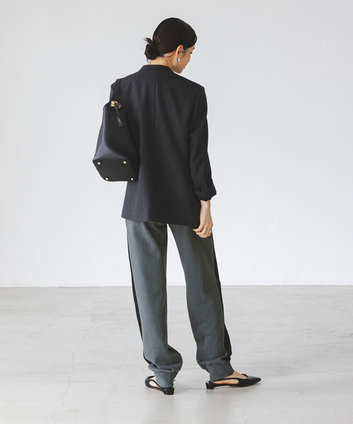 トップス ARAMINTA JAMES NOBLE PARIS SWEATSHIRT ARAMINTA JAMES NOBLE PARIS SWEATSHIRT