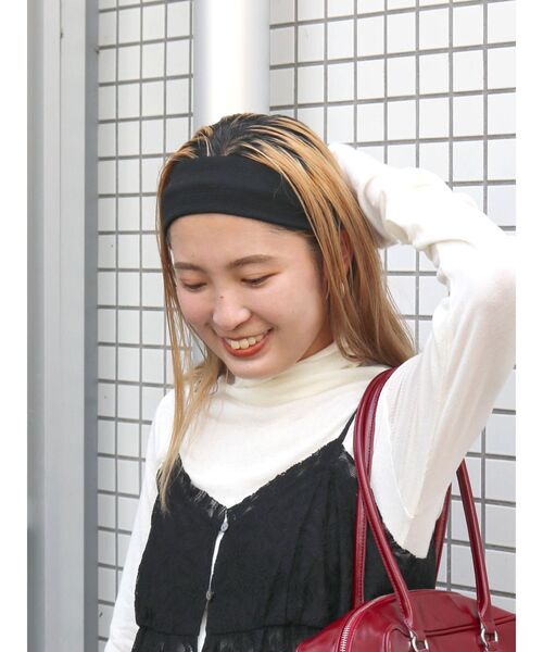 Ungrid（アングリッド）の「リブ編みヘアバンド（ヘアバンド・レディース・ブラック/ライトグレー・FREE）」の18枚目の写真