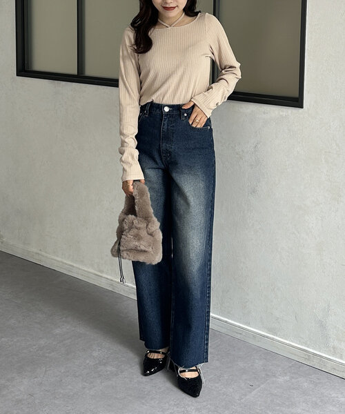 Thevon(ゼボン)の「ワンハンドル2WAYファーショルダー(ショルダーバッグ・レディース・アイボリー/グレイッシュベージュ・FREE)」の14枚目の写真