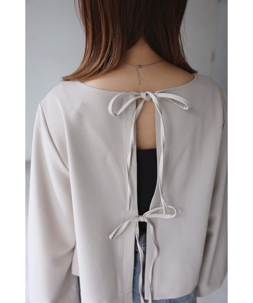 Riberry（リベリー）の「前後2WAYキーネックトップス（シャツ/ブラウス・レディース・ブラウン/グレイッシュベージュ/ブラック・FREE）」の5枚目の写真