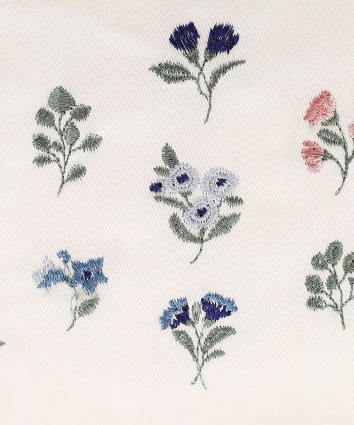 Afternoon Tea（アフタヌーンティー）の「エリタージュフルール刺繍保冷ランチバッグ（キッチンツール・レディース・ブルー・ONE SIZE）」の6枚目の写真