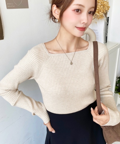 moment+（モーメントプラス）の「12Gスクエアネックリブニットプル