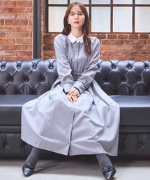 SWINGLE（スウィングル）の「バイカラー衿パイピングタックフレア