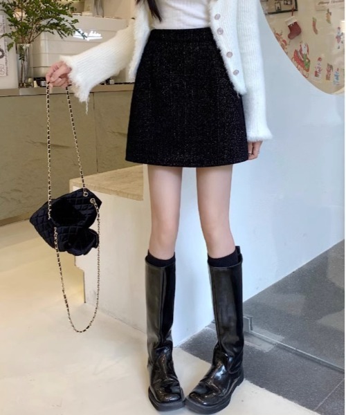 gossip!ロサンゼルス(ゴシップロサンゼルス)の「Y2K インナーパンツ付ラップ風ミニスカート(スカート・レディース・ブラック・S/M)」の9枚目の写真
