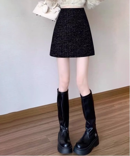 gossip!ロサンゼルス(ゴシップロサンゼルス)の「Y2K インナーパンツ付ラップ風ミニスカート(スカート・レディース・ブラック・S/M)」の12枚目の写真