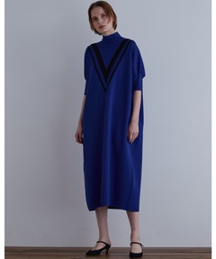 【美品】24SS 洗える アニュアンス フォルムスリーブニット ワンピース セール】フォルムスリーブニットワンピース（ワンピース