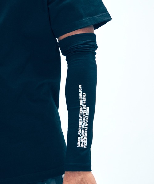 VIRGOwearworks(ヴァルゴウェアワークス)の「VGW arm cover(その他小物・メンズ・ブラック×グレー/ブラック×ホワイト・MEDIUM/LARGE)」の3枚目の写真
