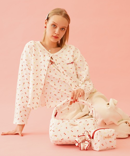 MILKFED.（ミルクフェド）の「CHERRY PATTERN POUCH（ポーチ・レディース・オフホワイト/グレー・ONE SIZE）」の11枚目の写真