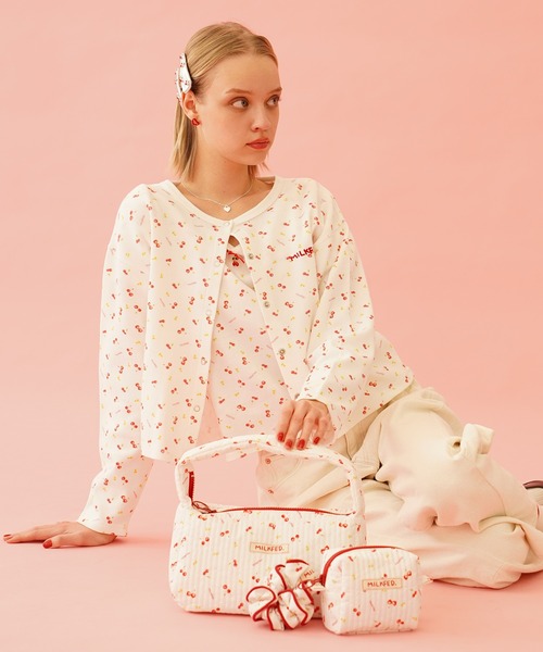 MILKFED.（ミルクフェド）の「CHERRY PATTERN POUCH（ポーチ・レディース・オフホワイト/グレー・ONE SIZE）」の13枚目の写真