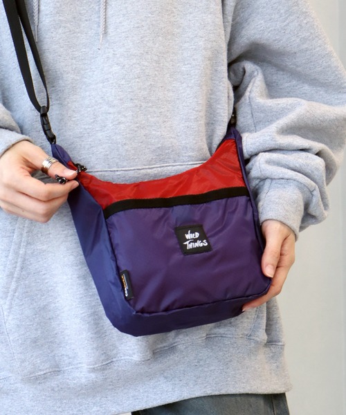 WILD THINGS(ワイルドシングス)の「【WILD THINGS/ワイルドシングス】CORDURA fabric 2WAYショルダーバッグ S(ショルダーバッグ・メンズ・パープル系/ブラック/ブルー系/グリーン系・FREE)」の3枚目の写真