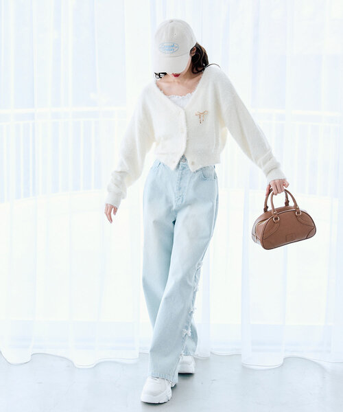 OLIVE des OLIVE(オリーブデオリーブ)の「サイドラインリボンデニムパンツ(その他パンツ・レディース・ピンク/ブルー/サックスブルー・SMALL/MEDIUM)」の15枚目の写真