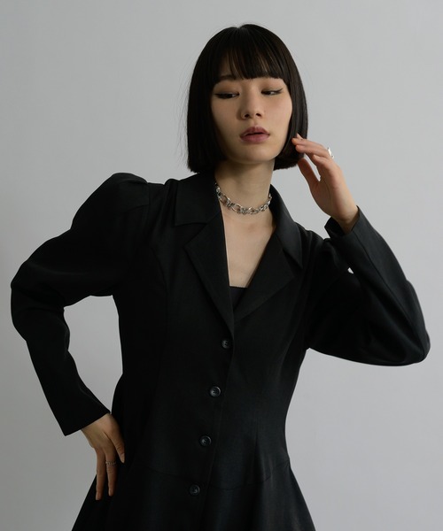 Ellno de Mavie(エルノデメヴィ)の「イレギュラーヘムシェイクワンピース(ワンピース・レディース・ブラック/ブルーグリーン・FREE)」の12枚目の写真