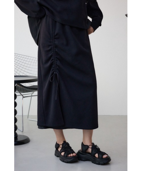 AZUL by moussy(アズールバイマウジー)の「フハクデザインドッキングスカート(スカート・レディース・アイボリー/ブラック/ベージュ・SMALL/MEDIUM)」の1枚目の写真