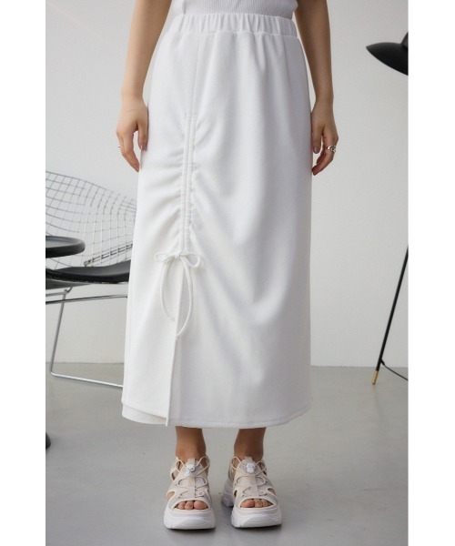 AZUL by moussy(アズールバイマウジー)の「フハクデザインドッキングスカート(スカート・レディース・アイボリー/ブラック/ベージュ・SMALL/MEDIUM)」の7枚目の写真
