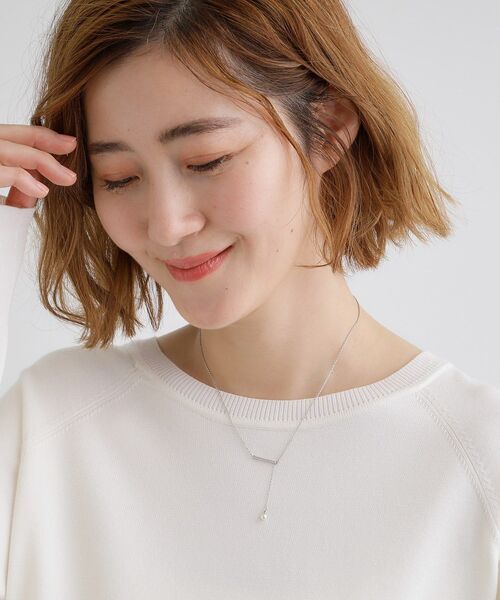 grove(グローブ)の「パール調ビジューバーY字ショートネックレス(ネックレス・レディース・ピンクゴールド/シルバー・00)」の7枚目の写真