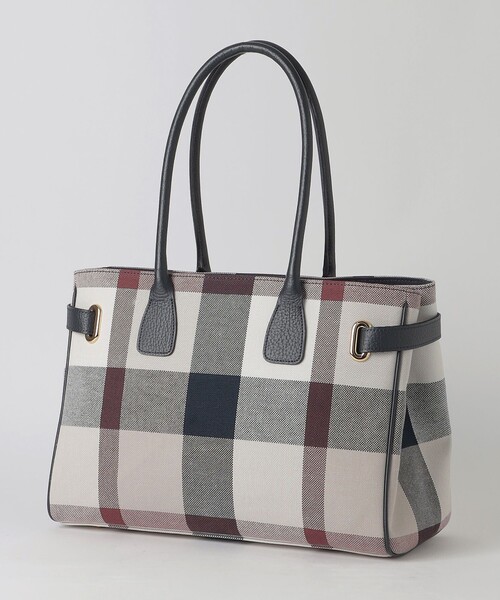 BLUE LABEL CRESTBRIDGE(ブルーレーベルクレストブリッジ)の「クレストブリッジチェックキャンバスハトメトート(トートバッグ・レディース・ベージュ系その他・FREE)」の1枚目の写真