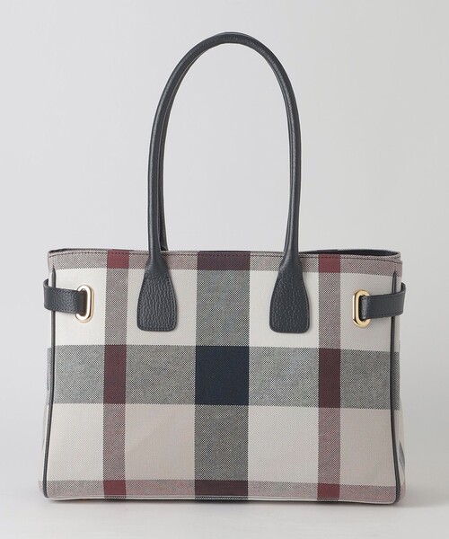 BLUE LABEL CRESTBRIDGE(ブルーレーベルクレストブリッジ)の「クレストブリッジチェックキャンバスハトメトート(トートバッグ・レディース・ベージュ系その他・FREE)」の4枚目の写真
