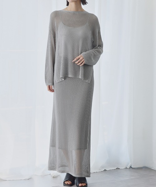 LOWO(ロワ)の「メッシュニットシアープルオーバー・ナロースカート セットアップ 上下セット(セットアップ・レディース・ブラック/オフホワイト/グレー・FREE)」の3枚目の写真