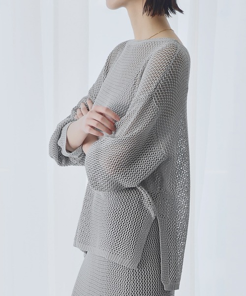 LOWO(ロワ)の「メッシュニットシアープルオーバー・ナロースカート セットアップ 上下セット(セットアップ・レディース・ブラック/オフホワイト/グレー・FREE)」の11枚目の写真