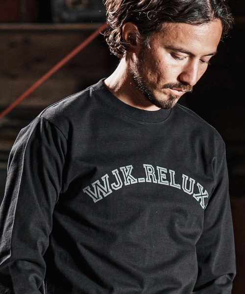 wjk reluxe(ダブルジェーケーリラックス)の「mlt5079-college arch logo print long sleeve tee ロンT(Tシャツ/カットソー・メンズ・ネイビー/ホワイト/ブラック・M/L/XL/S)」の8枚目の写真