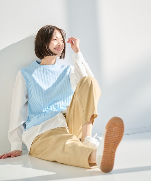 Arnold Palmer（アーノルドパーマー）の「シアーニット ベスト × シャツ レイヤード セット（アンサンブル・レディース・ライトベージュ/ブラック/ライトブルー・M/S/L）」の16枚目の写真