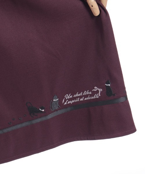 axes femme（アクシーズファム）の「キャット刺繍ドッキングワンピース（ワンピース・レディース・ワイン/ブラック・FREE）」の17枚目の写真