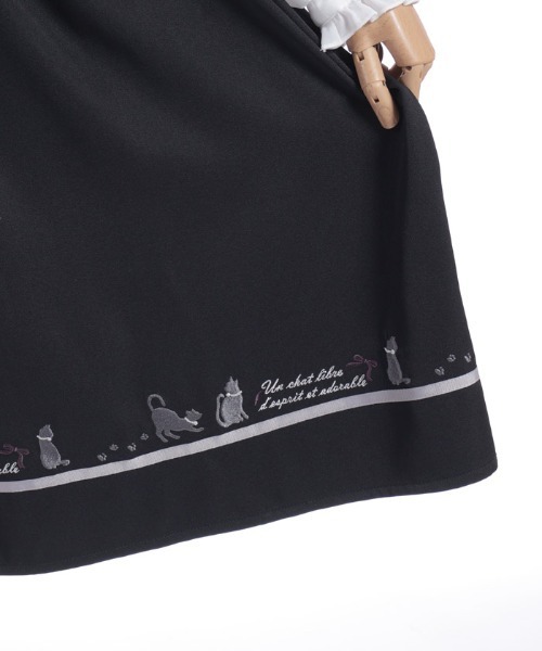 axes femme（アクシーズファム）の「キャット刺繍ドッキングワンピース（ワンピース・レディース・ワイン/ブラック・FREE）」の4枚目の写真
