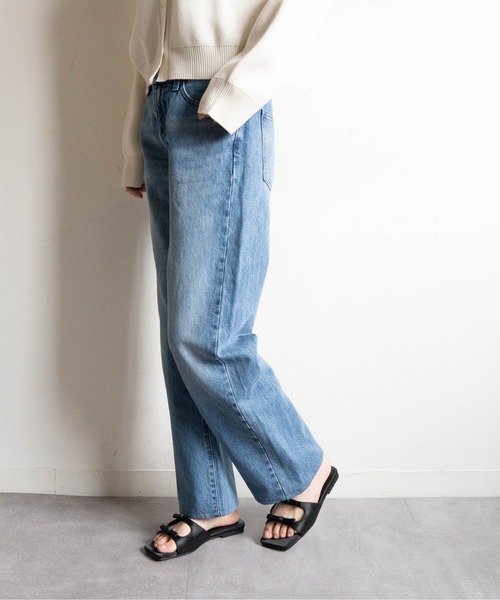 Fabby fabby（ファビィーファビィー）の「Wリボンスクエアフラットサンダル（サンダル・レディース・ブラック/レッド/シルバー・MEDIUM/SMALL/LARGE）」の13枚目の写真