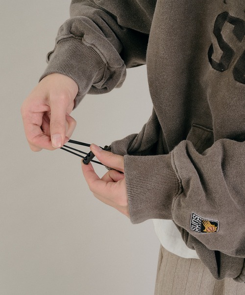 Perushu（ペルーシュ）の「Perushu / NBA ヘビーウェイトヴィンテージ加工ダブルジップロゴ刺繍スウェットフーディ（パーカー・メンズ・ベージュ/ネイビー/チャコールグレー/ライトイエロー/アイボリー/ブラック・LARGE/MEDIUM）」の15枚目の写真