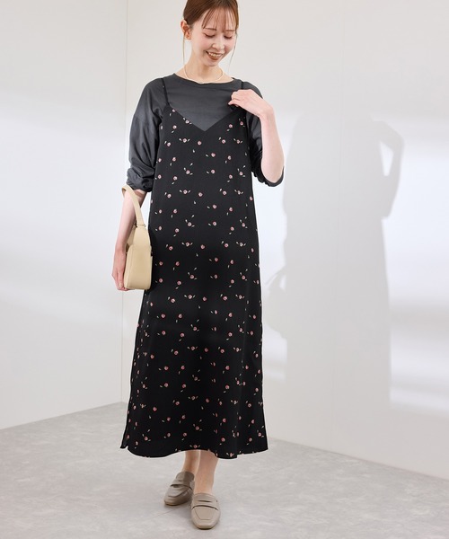 ROPE' PICNIC(ロペピクニック)の「プチローズアソートキャミワンピース(ワンピース・レディース・チャコールグレー/ブラック/キナリ・38)」の4枚目の写真