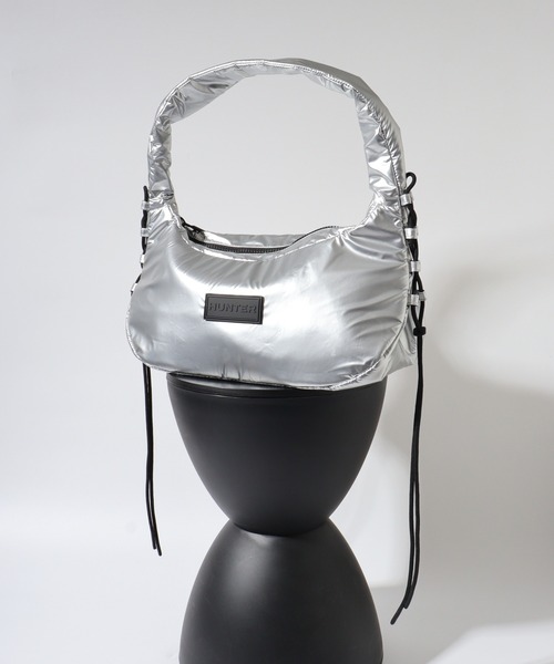 HUNTER シルバー ショルダーバッグ　ハーフムーン　ホーボー　シリング HUNTER トラベル ホーボー シリング（ショルダーバッグ）｜HUNTER