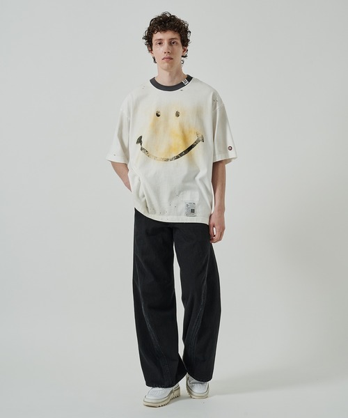 MIHARAYASUHIRO(ミハラヤスヒロ)の「【MIHARAYASUHIRO/ミハラヤスヒロ】SMILY FACE PRINTEDDISTRESSED TEE(Tシャツ/カットソー・メンズ・ホワイト/ブラック・48/46)」の3枚目の写真