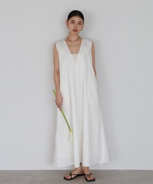 V neck volume flare one piece / Vネックボリュームフレアワンピース