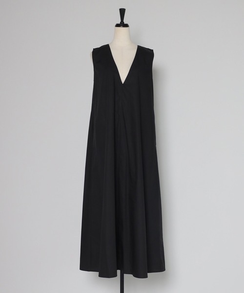 クルーネックボリュームフレアワンピース セール】V neck volume flare one piece / Vネックボリューム