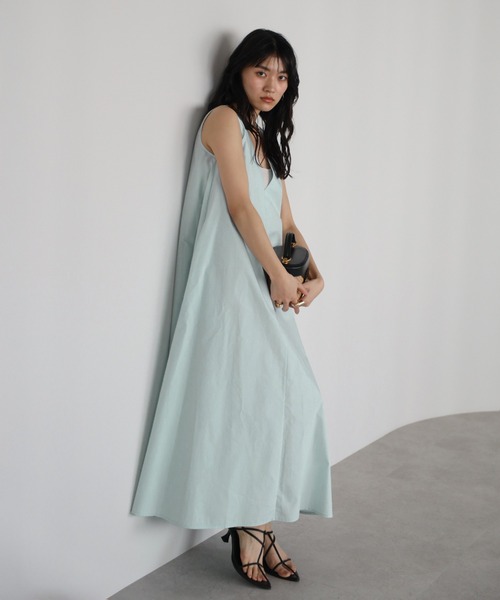 セール】V neck volume flare one piece / Vネックボリューム