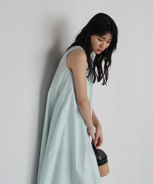 新作セール!   Vネック フレア ワンピース BONJOUR SAGAN公式オンラインストア / V neck volume flare one