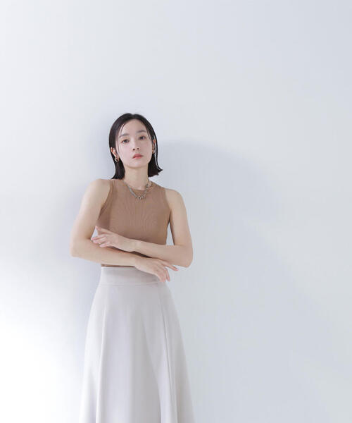NATURAL BEAUTY BASIC(ナチュラルビューティーベーシック)の「◇アメスリリブニット(タンクトップ・レディース・ベージュ/ブラック/オフホワイト・FREE)」の13枚目の写真