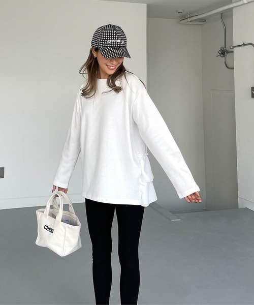 familiar フリル付きカットソー 80 ホワイト バックフリルロングTEEカットソー（Tシャツ/カットソー）｜CHERI