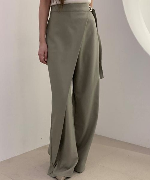 DAY CLOSET(デイ クローゼット)の「レディース 履くだけでこなれ見え。ラップデザインハイウエストストレートワイドパンツ(スラックス・レディース・ダークグレー/グレー系その他・FREE)」の2枚目の写真