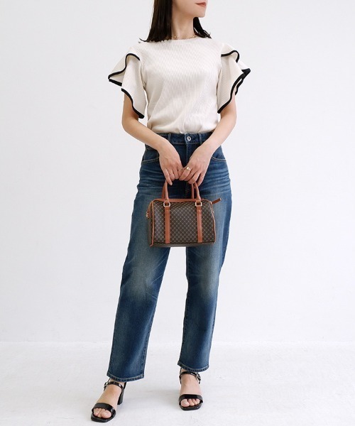 CLOTHY（クロシィ）の「【揺れるチューリップスリーブがCUTE♪】テレコ袖フリルTシャツ（Tシャツ/カットソー・レディース・オフホワイト/ブラック/アイボリー/モカ・MEDIUM/LARGE）」の22枚目の写真