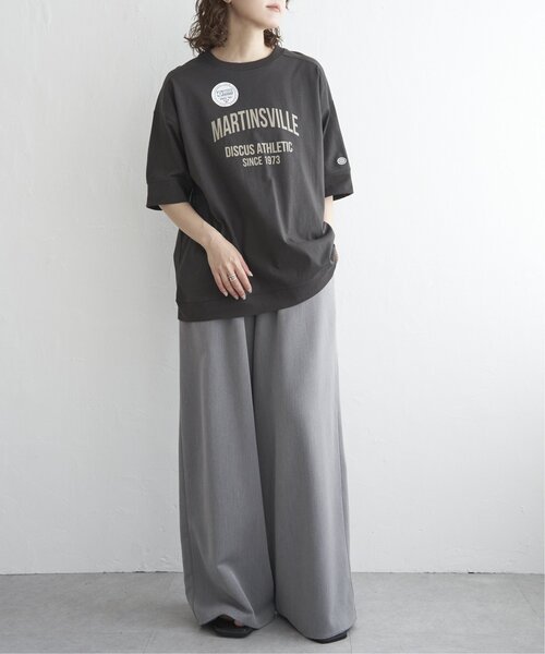 DISCUS ATHLETIC(ディスカス アスレチック)の「DISCUS ATHLETIC ロゴプリントルーズTシャツ(Tシャツ/カットソー・レディース・ブラック/サックスブルー/オフホワイト/チャコール/レッド・M)」の22枚目の写真