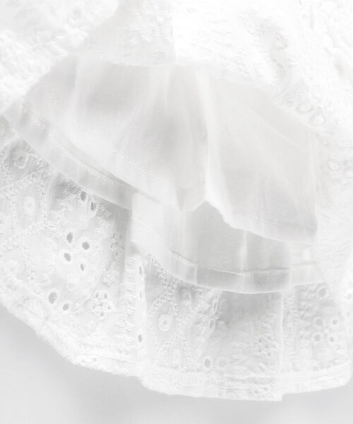 BRANSHES(ブランシェス)の「【キッズとおそろい】スカラップ刺繍トップス&ボトムスセット(その他ベビーウェア・キッズ・オフホワイト/グリーン・70/80)」の6枚目の写真