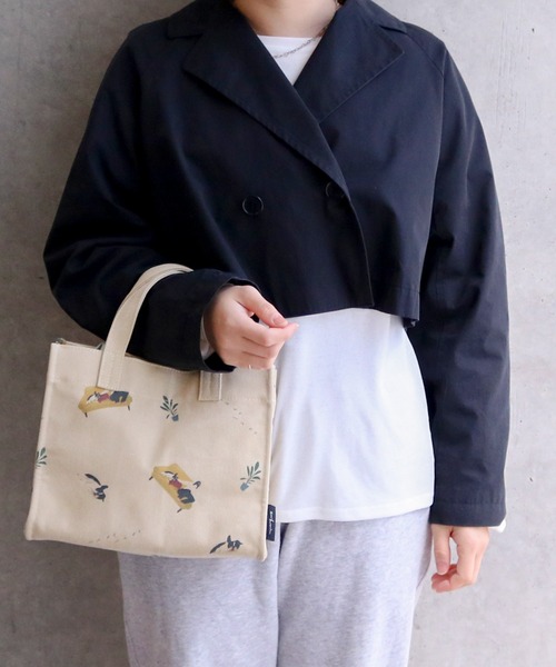 ACCOMMODE（アコモデ）の「エリクリン/スクエアミニショルダー（ショルダーバッグ・レディース・グレー/ベージュ/アイボリー・FREE）」の6枚目の写真