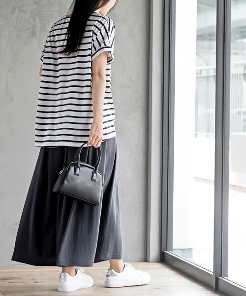 rps（アールピーエス）の「接触冷感ツータックワイドパンツ（その他パンツ・レディース・チャコールグレー/ブラック/グレイッシュベージュ/ライトカーキ・M）」の8枚目の写真