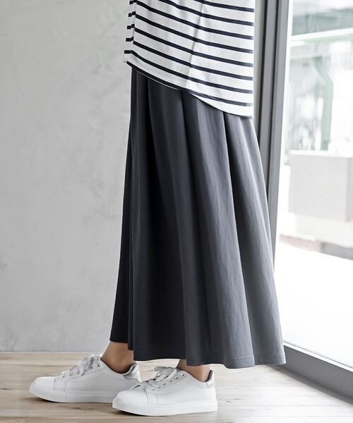 rps（アールピーエス）の「接触冷感ツータックワイドパンツ（その他パンツ・レディース・チャコールグレー/ブラック/グレイッシュベージュ/ライトカーキ・M）」の10枚目の写真